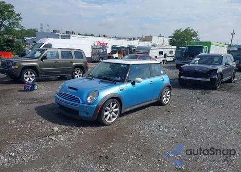 2005 Mini Cooper S from USA, damaged, VIN WMWRE33535TL14231